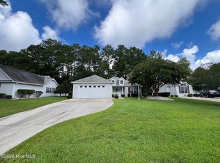 302 Jasmine S, Swansboro, NC 28584