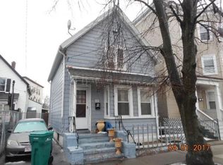 26 Hathaway St, Lynn, MA 01905