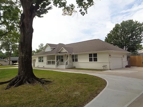 2035 Sherwood Forest St Photo 1