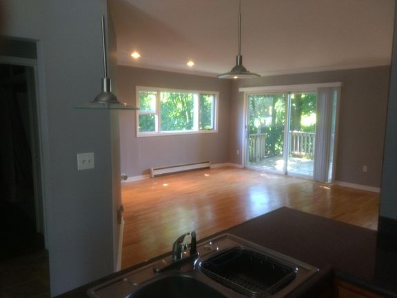 2nd image of 524 S Mears Ave #Upstairs