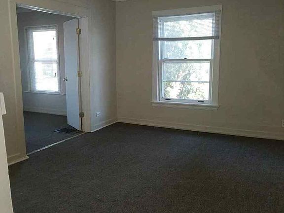 2nd image of 1825 Emerson Ave N #2