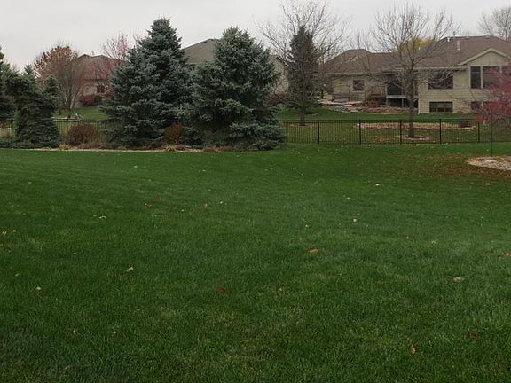 5th image of 1332 W Wicklow Ct