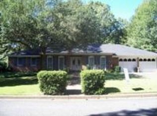 3208 S Oak St, Pine Bluff, AR 71603
