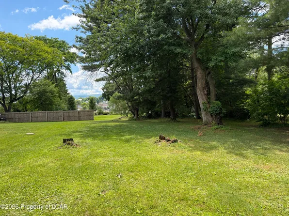 Steele St, Wilkes Barre, PA 18706