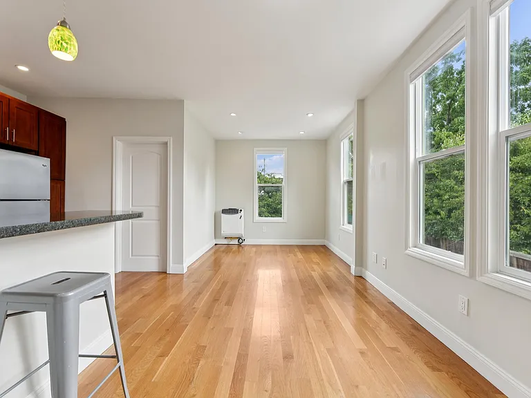 2927 Lorina St #1 — Photo 3