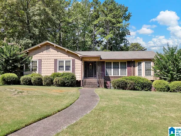1222 Little Brook Ln, Birmingham, AL 35235