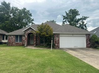 2444 W Allen Dr, Springfield, MO 65810