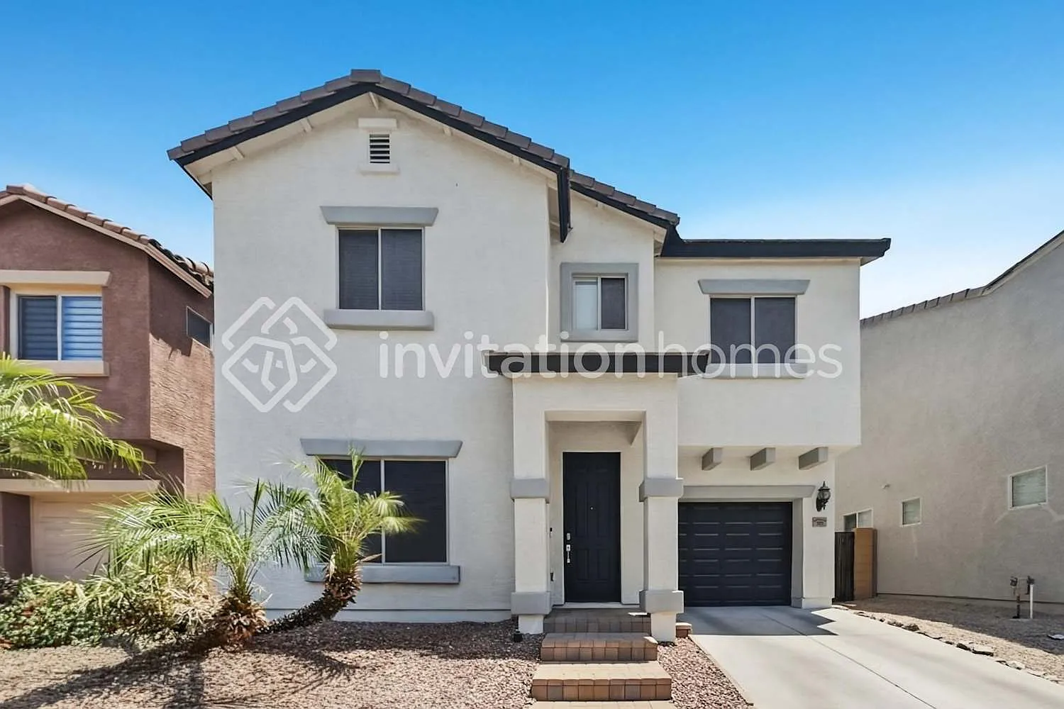 327 S Travis Mesa, AZ 85208 — Photo 1