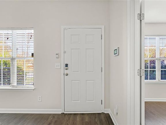 5th image of 1107 Brooksridge Way