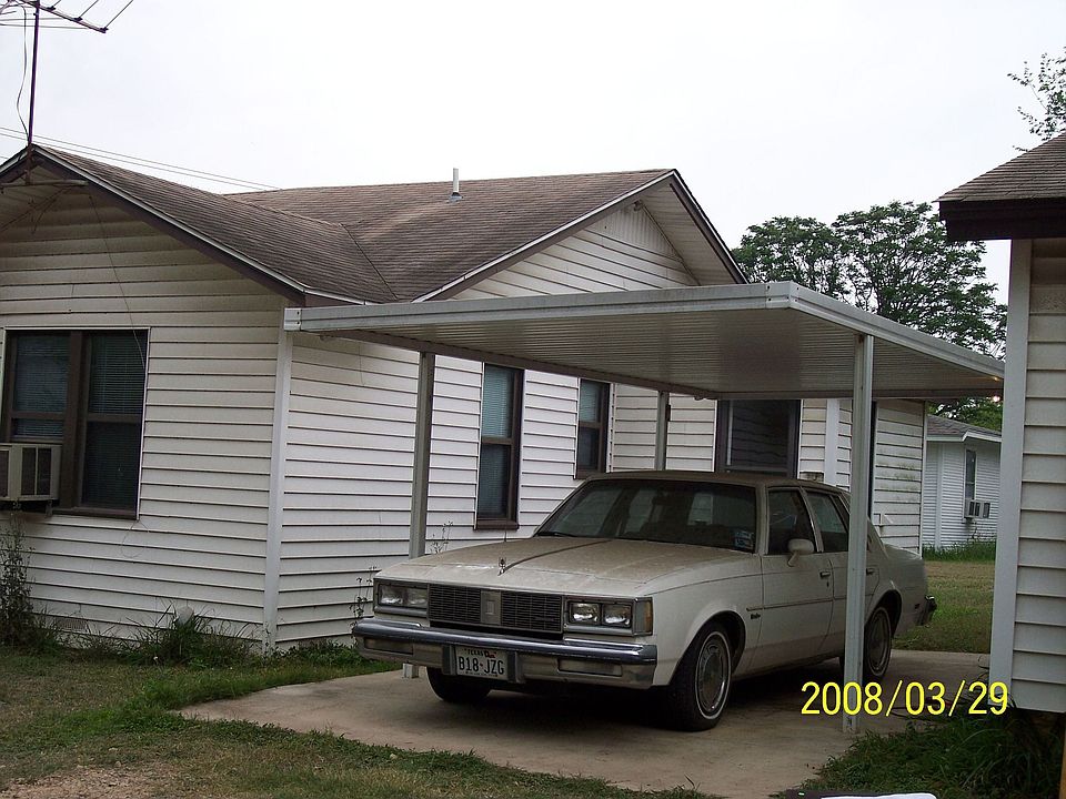 2nd image of 243 W Villaret Blvd