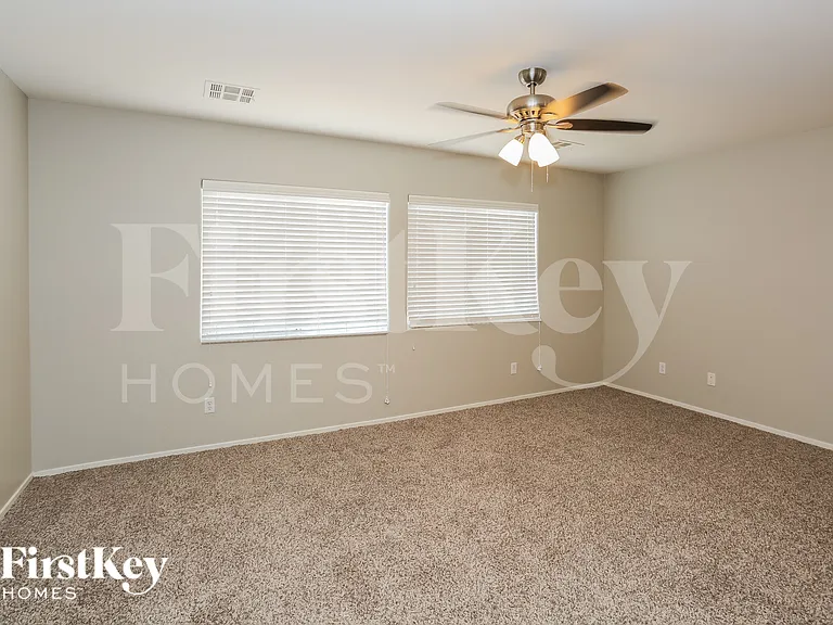 6425 Casamar St — Photo 6