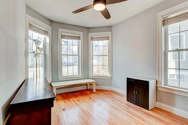 36-36C Longview Cir — Photo 3