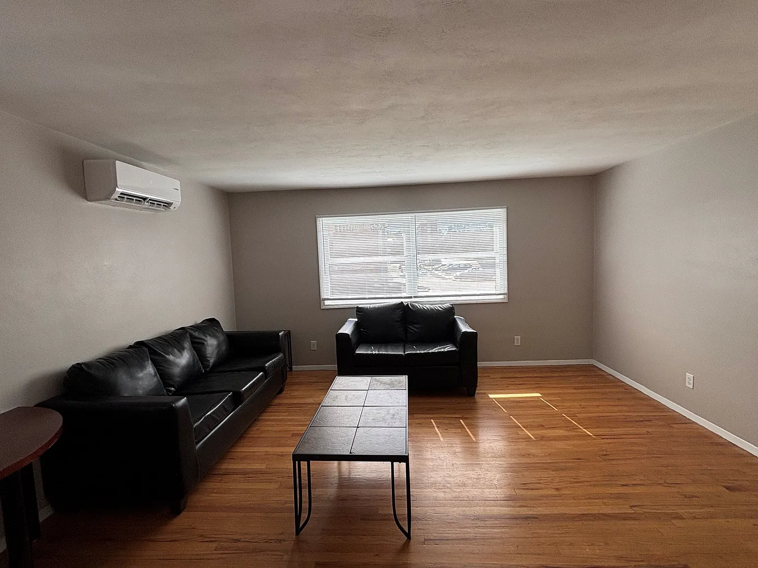 Studio, 450 sqft, $950 — Photo 2