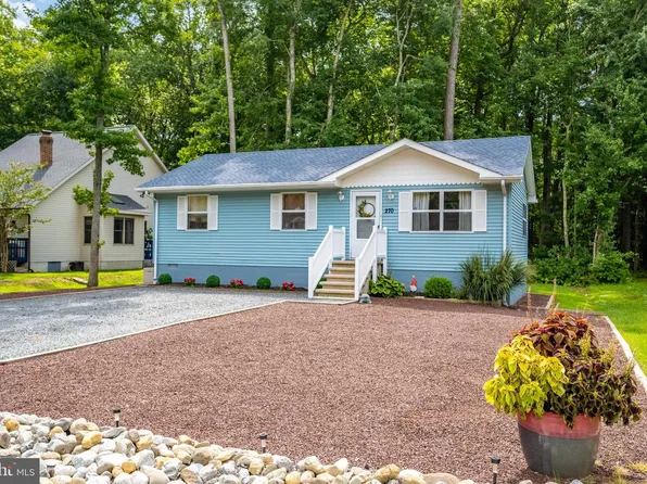 270 Windjammer Rd, Ocean Pines, MD 21811