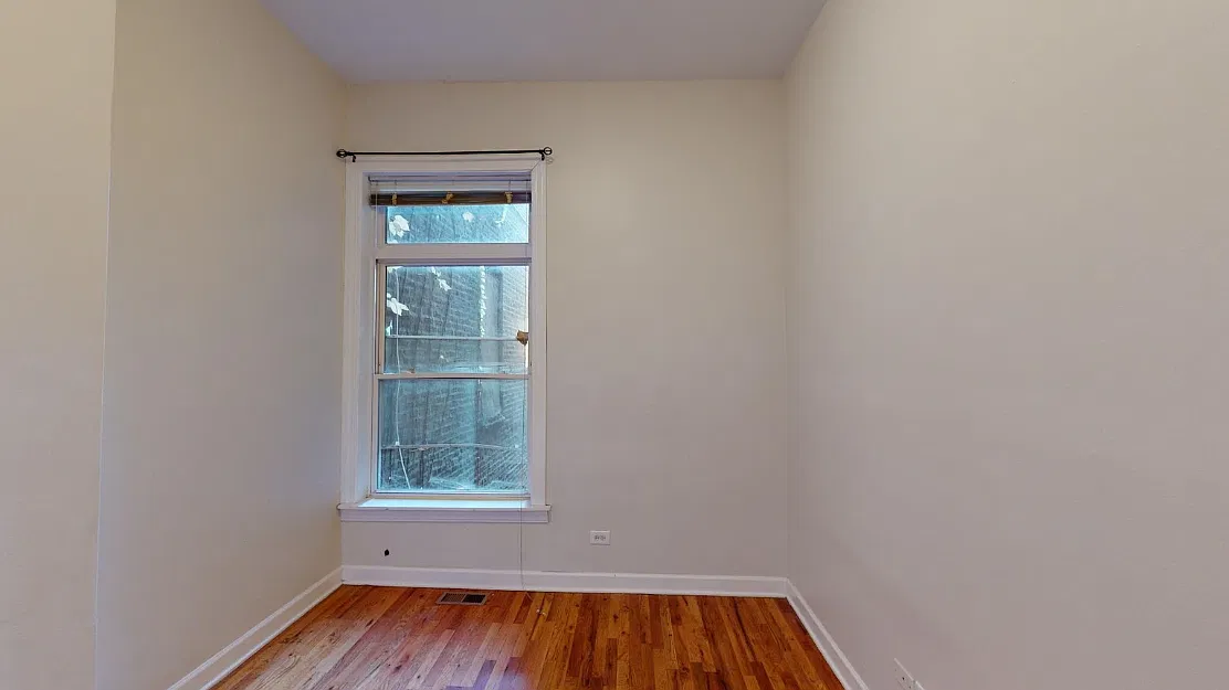 20 S Seeley Ave — Photo 3