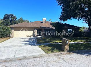 1432 Buckner Rd, Valrico, FL 33596
