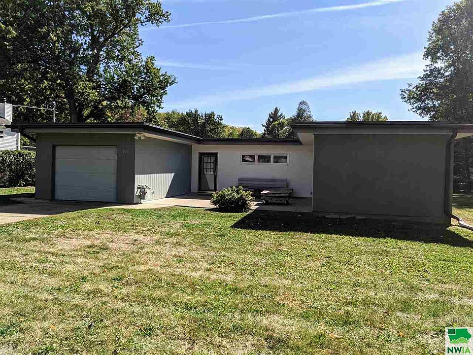 1st image of 520 Buckwalter Dr