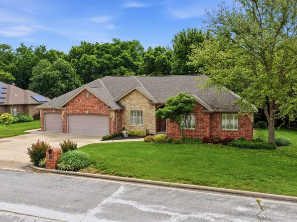 1420 S Charles Place, Bolivar, MO 65613
