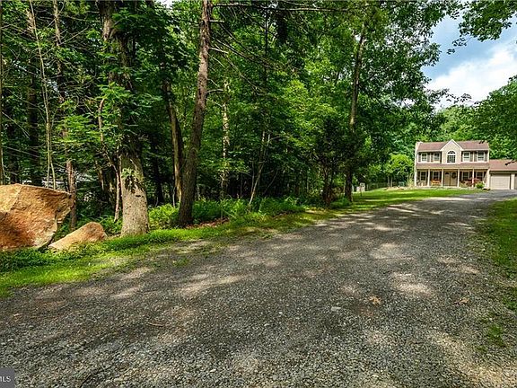 4th image of 341 Stone Mountain Rd