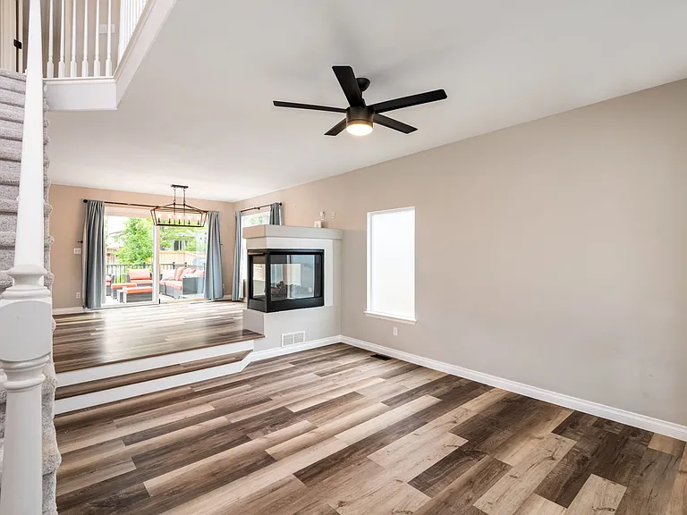 4779 Waldenwood Dr — Photo 5