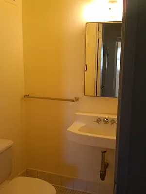 Rented by Tomoko Nagahama, LREB | media 28