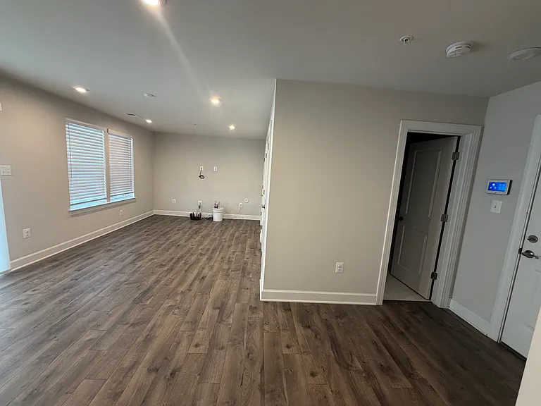 2135 Otter Creek Cir — Photo 5