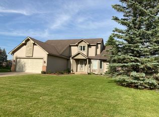 8021 Rose Ln, Goodrich, MI 48438
