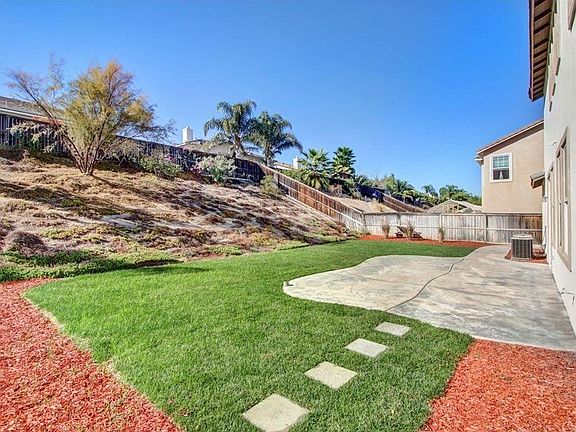 3rd image of 8265 Lavender Ln