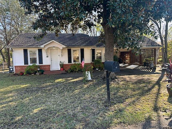 2nd image of 601 Mell Ave