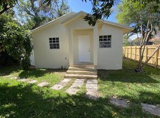 43 SW 4th St #B, Dania, FL 33004