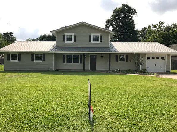 1525 Nall St, Port Neches, TX 77651