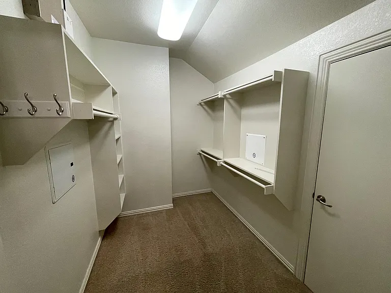 1616 Carpenter Dr — Photo 28