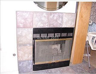 3rd image of 5864 Pacific Shores Dr
