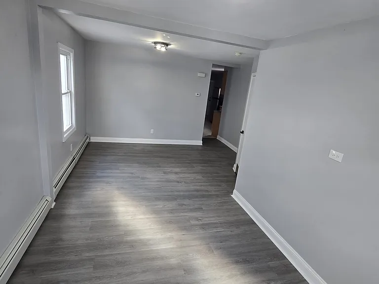 19 E 19th St #2 — Photo 3