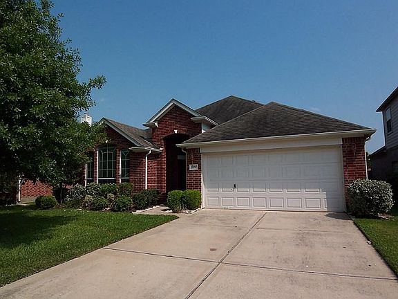 2nd image of 26707 Surrey Park Ln