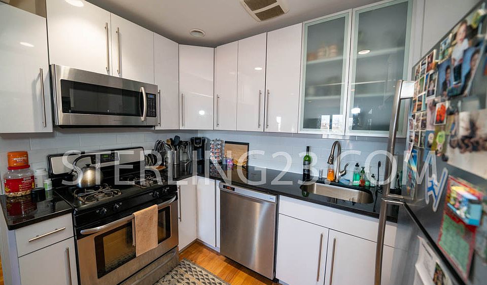 2nd image of 2315 Astoria Blvd #1F