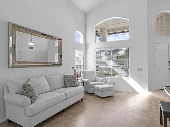 2238 Brookhaven Pass, Vista, CA 92081