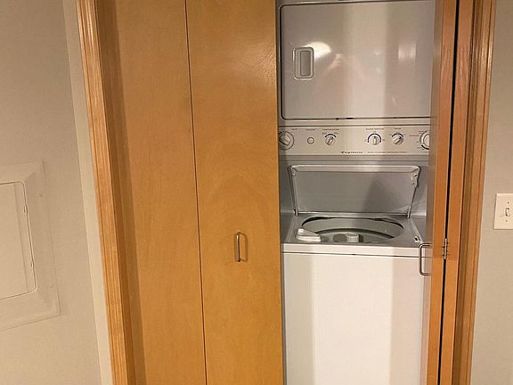 2nd image of 1401 Okeeffe Ave #308
