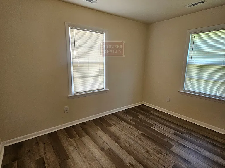15 N Quince Ave — Photo 14