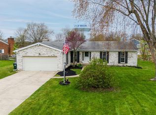5615 Lakeview Dr, Mason, OH 45040