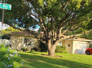 1951 42nd Way N, Saint Petersburg, FL 33713