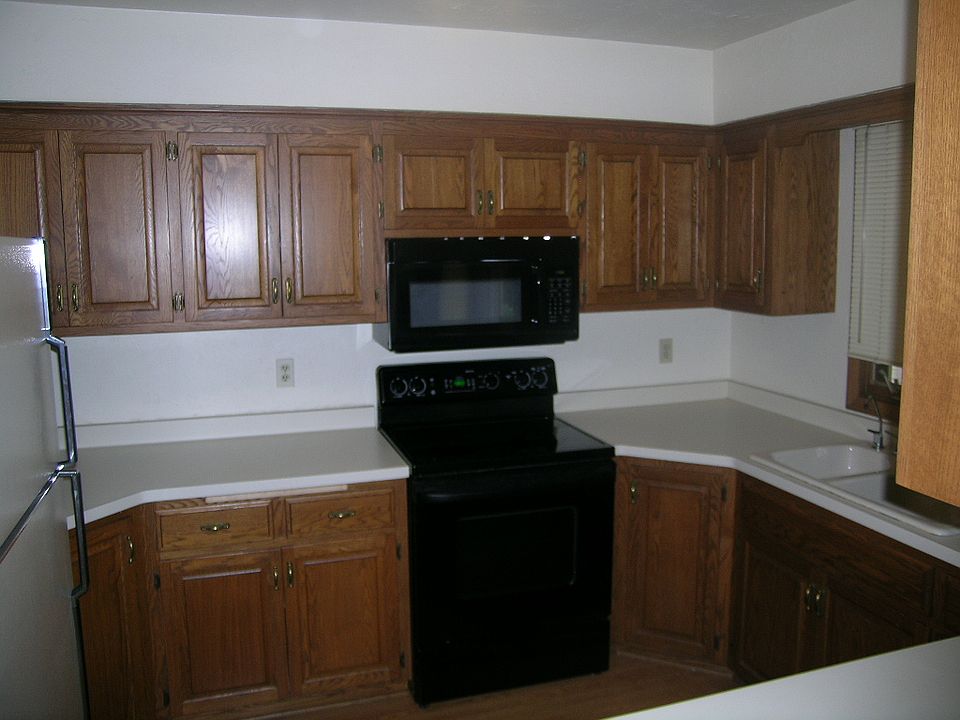 2nd image of 3750 Yukon Rd