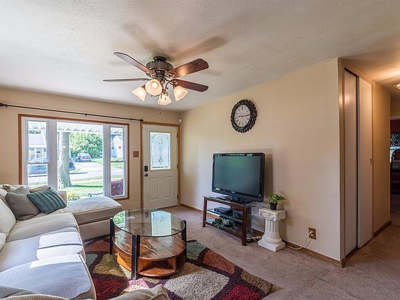 3rd image of 3196 Lapland Dr