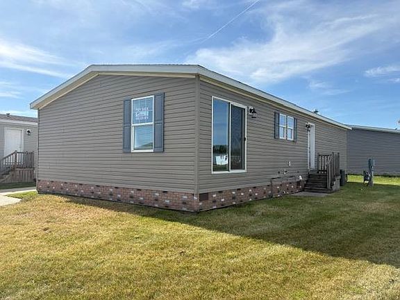 2nd image of 33143 Aspen Ct
