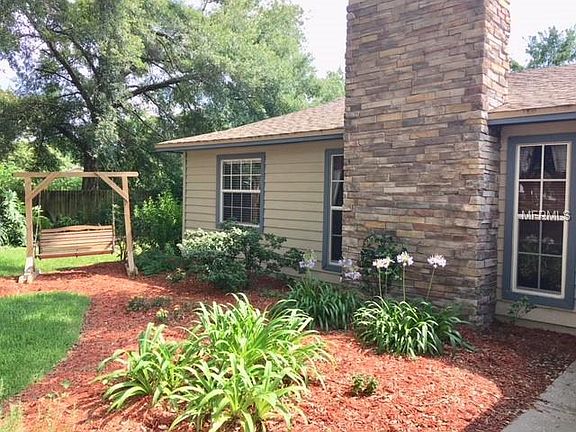 2nd image of 415 Mondra Ct