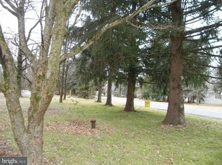 450 Riblett Ln, Wilmington, DE 19808