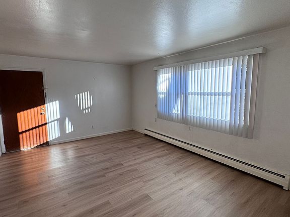 5th image of 2416 Clearview Ave #5