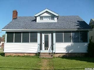 1st image of 29301 Lake Shore Blvd