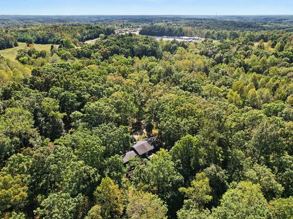 720 Harris Rd, Dickson, TN 37055