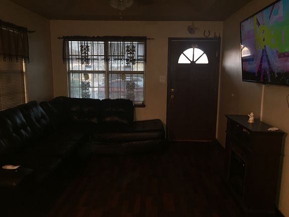 2nd image of 909 Gonzalez Dr